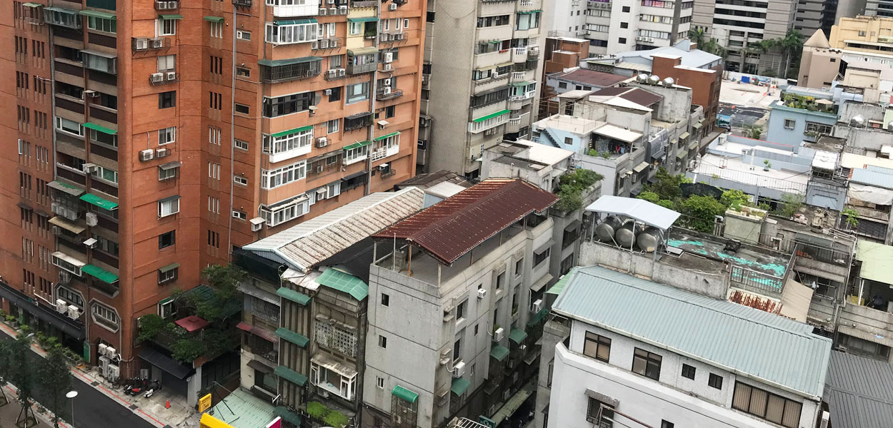 台北市逾30年老屋占八成五，近年來申請危老重建的案件爆增。