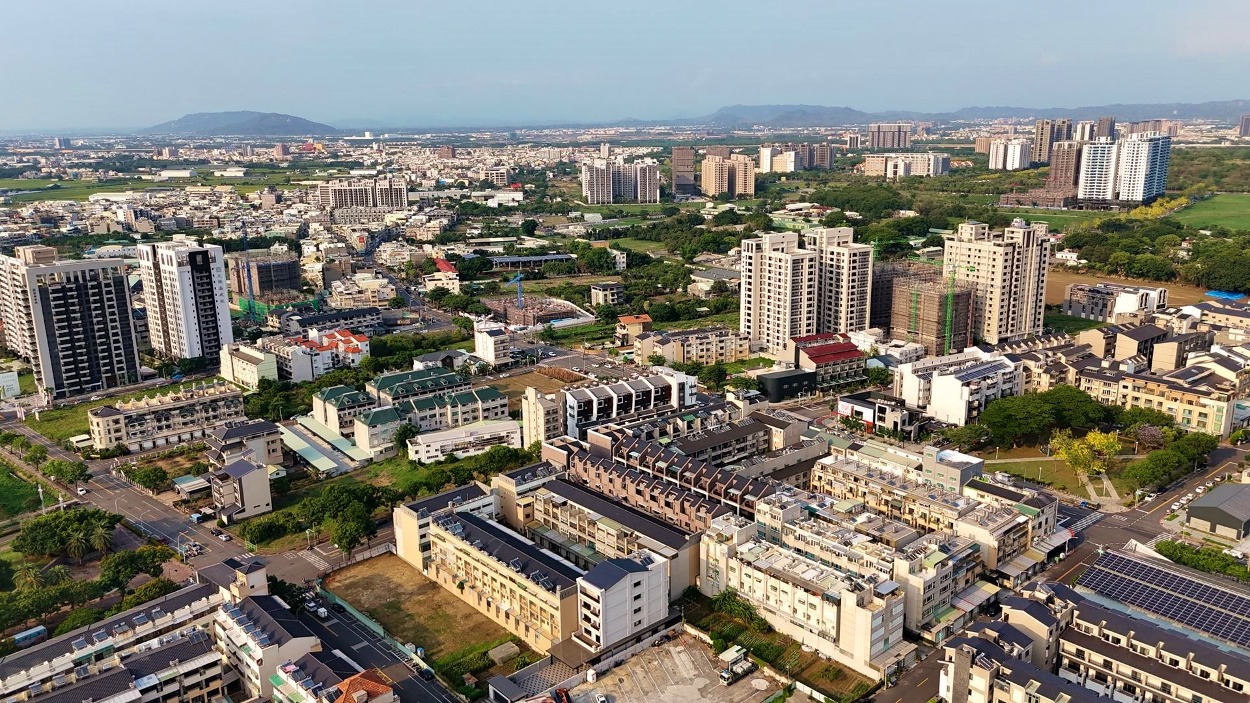 台中和高雄是今年唯二住宅建照量年增幅正成長的都會區。(圖/永慶房屋提供)