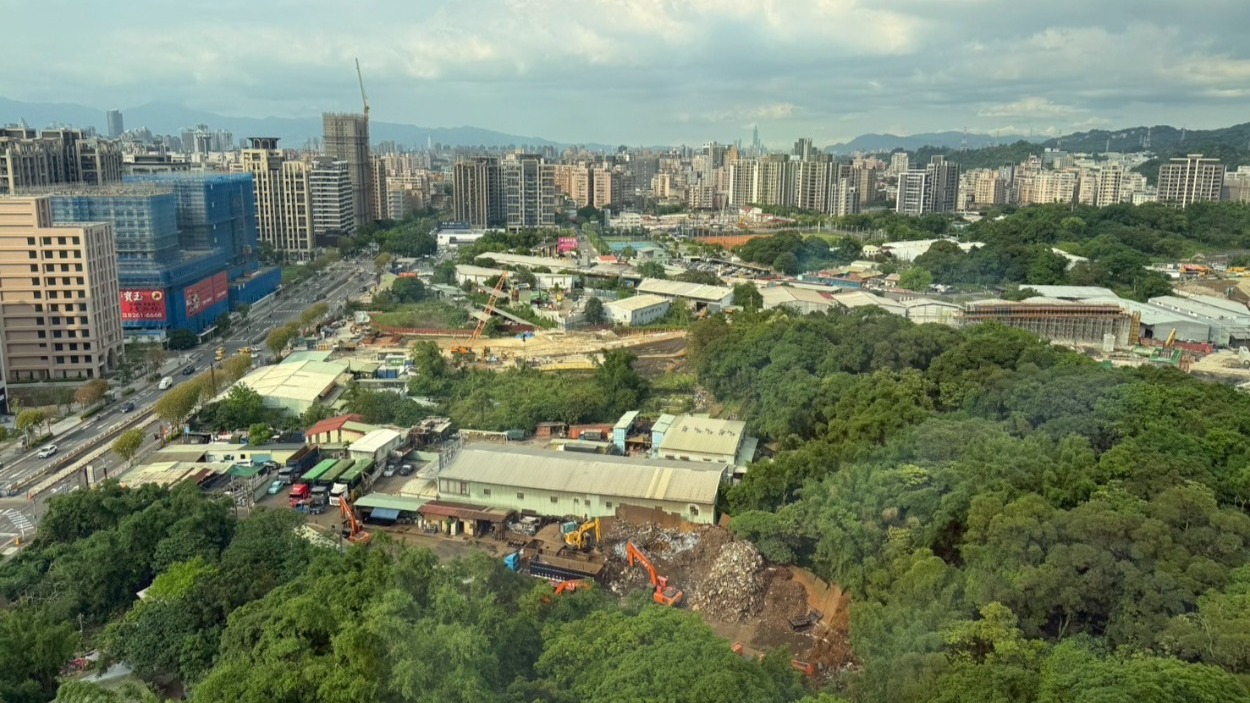 土城暫緩發展區區段徵收案東側現況。(圖/新北市城鄉發展局提供)