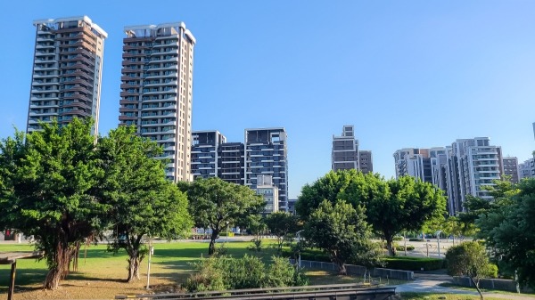 房市將持續面臨資金面與政策面的雙重壓力,展望後市並不樂觀。(資料照)