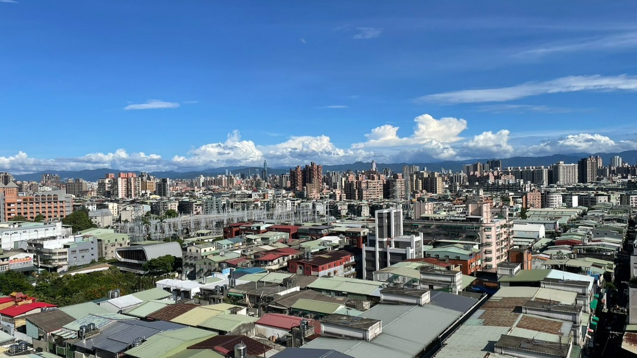 房市進入冰封交易量萎縮，若下半年經濟表現不佳，專家認為，倒是適合進場買屋的時機。(資料照)