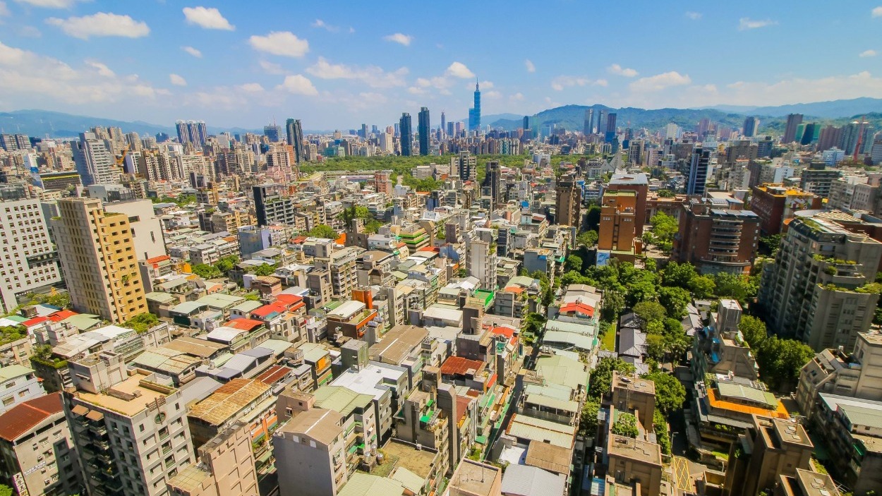 2025年6月全國個人房地合一稅為42.6 億元,比去年同期少35%。(圖/永慶房屋提供)