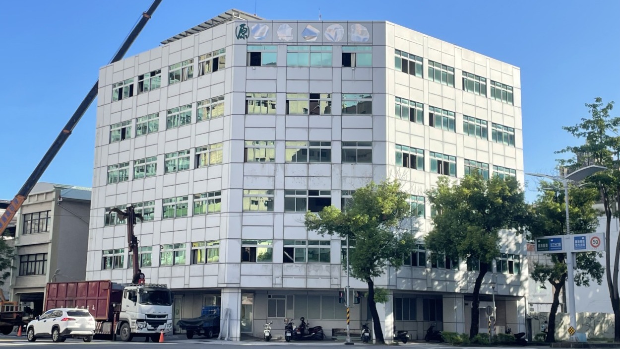高雄知名老牌醫院邱外科去年12月轉手給建商，創該區段史上地價新高。(圖/台灣房屋提供)
