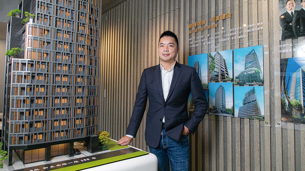 隨著老屋重建資訊愈來愈透明，勝輝機構開發部副總經理陳崇聖認為，未來地主主導為趨勢，樂於發展專業協助的合作模式。(攝／彭世杰)