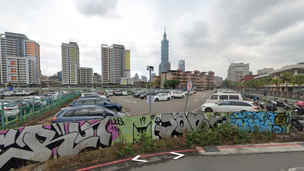 國家住都中心的「信義犁和公辦都更案」即將啟動招商。(圖截自googlemap)